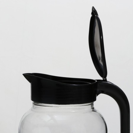 Kuvshin "Lantern", glass, 1.5 l, with a black lid-1