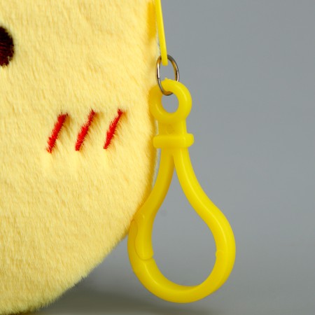 Kucking "chicken" on a keychain-3
