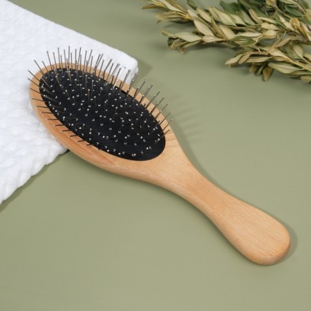 Massage comb, 22 × 7 cm, beige color/black