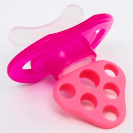 Silicone teether "for the front teeth", pink, with a cap, crumb I-14