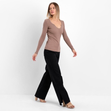 Palazzo jeans are female, black color, size 28-3
