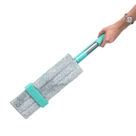 Hausmann Dry Hands Compact with an annexation mechanism and nano-4