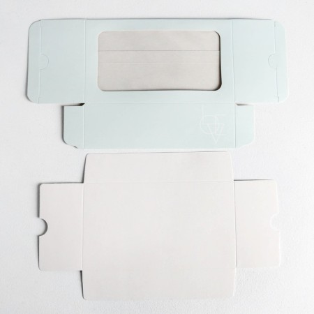 Box for Makarun, confectionery packaging, Love 18 x 10.5 x 5.5 cm-3