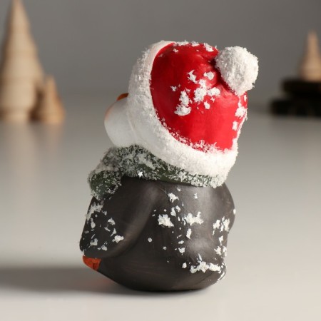 Souvenir Ceramics "Penguin in a hat and scarf" 9x7.5x11.5 cm-3