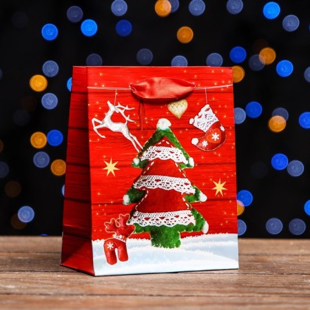 Laminated "Magic Christmas tree" 11.5 x 14.5 x 6 cm
