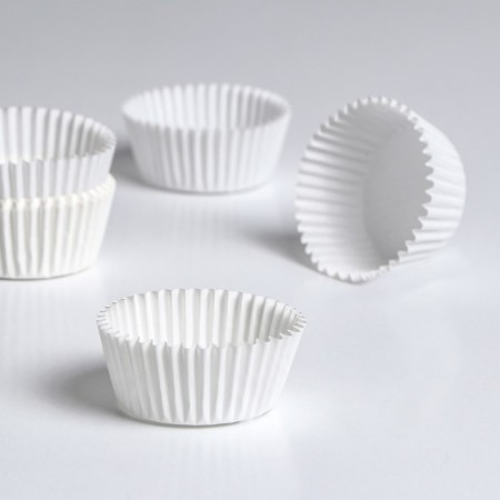 Baking uniform, white 4 x 2.6 cm