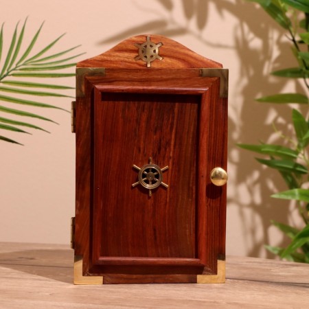 Key of the "Stupe" 18x9x30 cm, a tree shisham-1