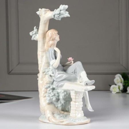 Souvenir ceramics "Dreamer" 28x17x10 cm-2