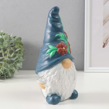 Pigger "Gnome Scandy" height 22.5 cm, width 9.5 cm, length 11.5 cm-2