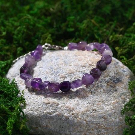 Bracelet on the String Glatovka Processed Amethyst, Size 17-18