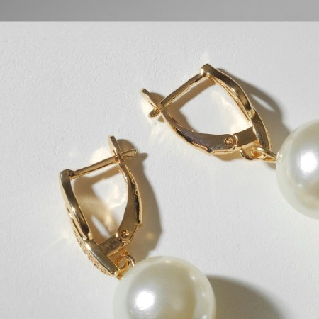 Earrings with pearls "grapes" bunch with a note, white color in gold-1