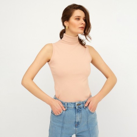 Top female minku: Basic line beige color, rr 42