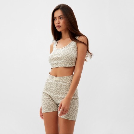 Women's costume (shorts and top) mist: leo p. 48, beige