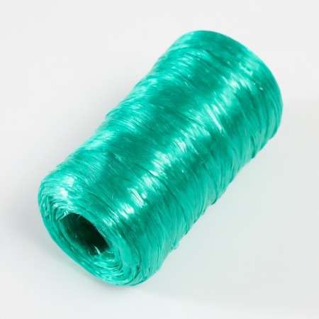 Gingerbread for manual knitting 100% polypropylene 200m/50g. (45 Izumrud)-1