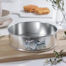 The uniform for baking is the valve 