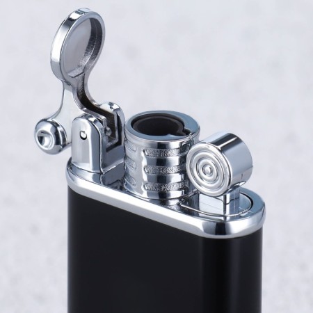 Gas lighter "Owl", 3.5 x 7 cm. See.-4