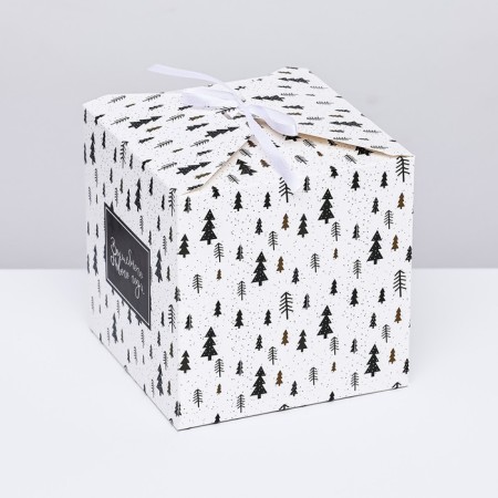 Folding box "Magic New Year" 14 x 14 x 14 cm-1