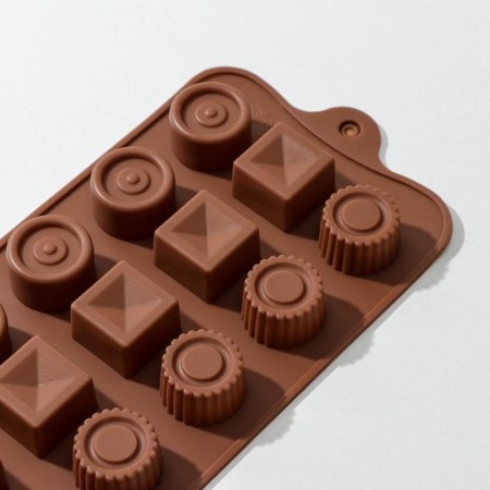 Form for chocolate of the share “circles, squares”, silicone, 21.5 × 10.4 × 1.5 cm, 15 cells, brown color-2
