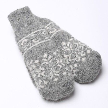 Women's mittens, gray/white color, size 20-22