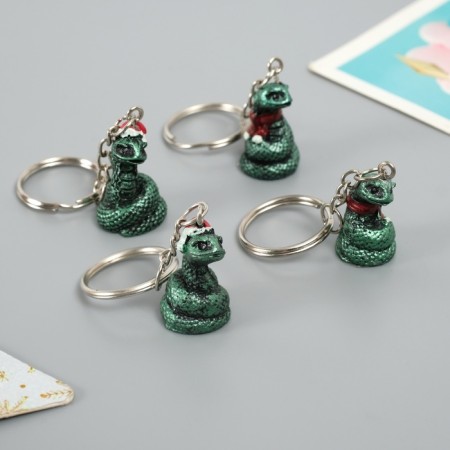 Polystone keychain "Snake in the New Year's cap/scarf" mix 1.5x1.5x3 cm