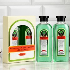 Set of shower gel and shampoo 