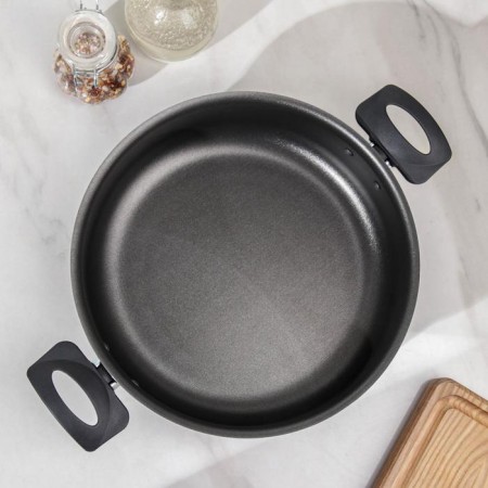 Consul, 3 l, 3 l, d = 24 cm, glass cover, plastic handles, anti-stick coating, black color, black-1
