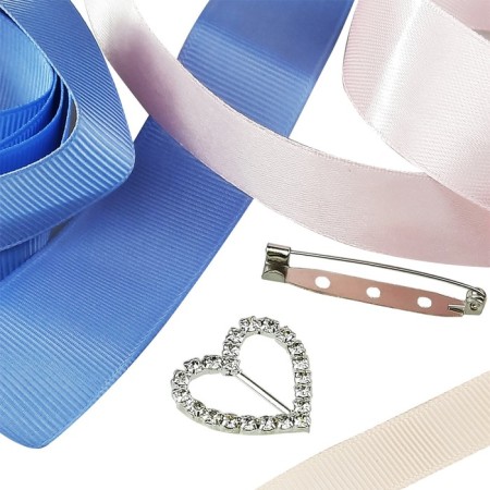 Set for creativity: Brooch-Bant from the “heart” tapes-1