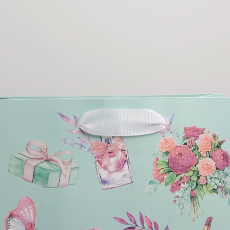 Gift laminated vertical, packaging, “pink tenderness”, MS 18 x 23 x 10 cm-3