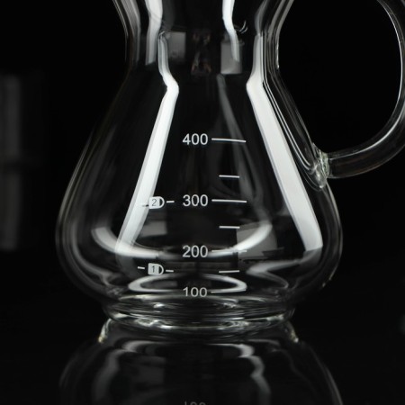 A glass of a glass with a measured scale "Tipika", 400 ml-4