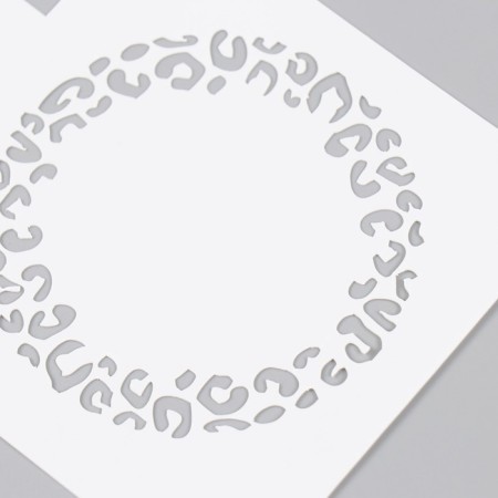 Plastic stencil "Circle" 9x9 cm-2