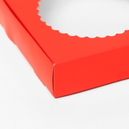 Gift box of the team with a window, 11.5 x 11.5 x 3 cm, scarlet-3