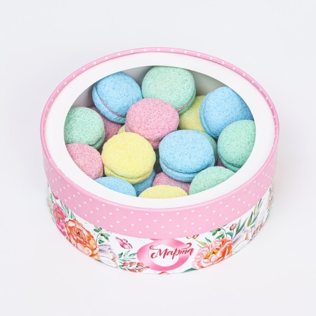 Box for Makarun Tubus with the window "March 8 with roses" 21 x 21 x 7 cm-1