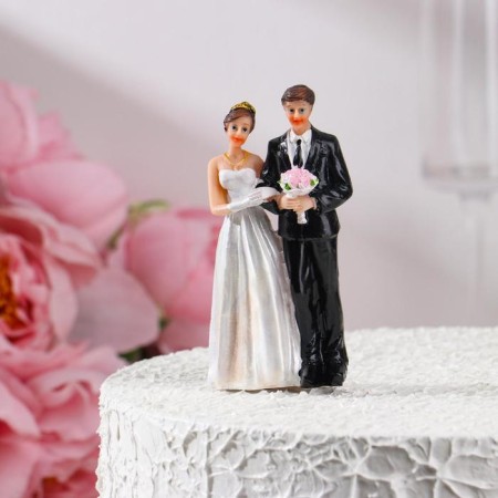 Figure on a cake 10.5 cm, mix