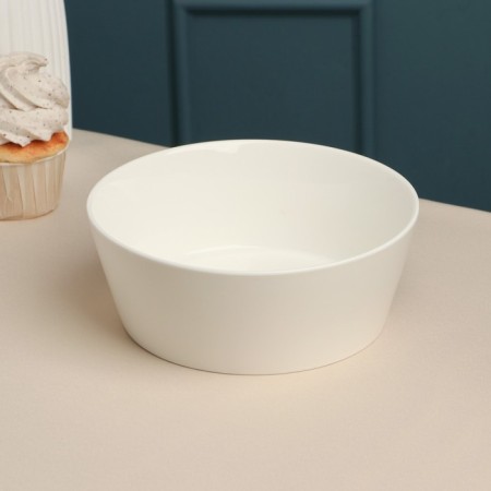 Porcelain salad, 950 ml, d = 18 cm, white