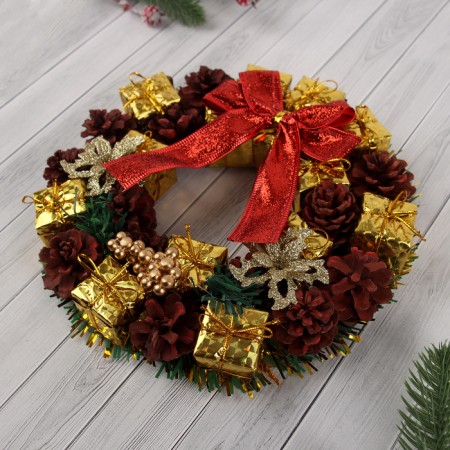New Year's Wreath D-22 cm "Balt, cones and gifts"-1