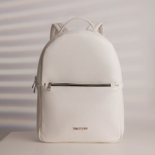 A backpack with a zipper, Textura, external pocket, white color