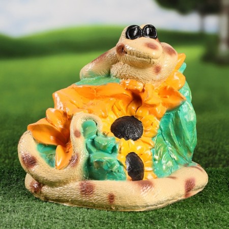 Garden figure "Snake with sunflower" green, 26x30x25cm