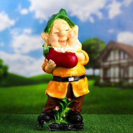 Garden figure "Gnome with eggplant" 20x20x45 cm-1