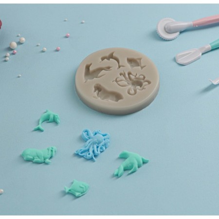 Mold "Sea Friends", silicone, d = 8.3 cm, color mix-4