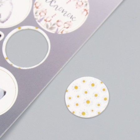 Decor for creativity cardboard "Chips and buttons. White" 24 pcs 13x16.5 cm-4