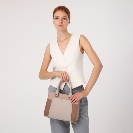 Lightning tout bag, outer pocket, long belt, dark beige color-8