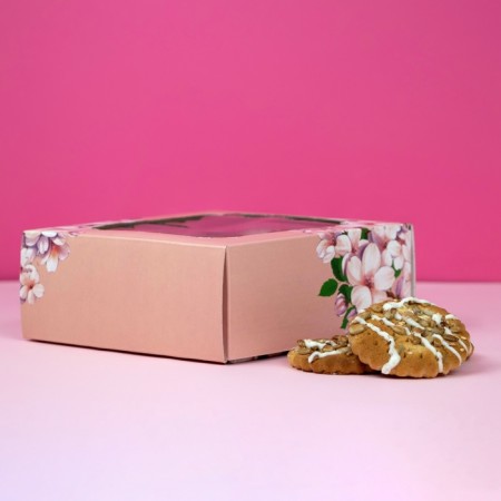 The box is self-assembly, the lid is, with the window, "let the spring always be in your heart" 14.5 x 14-5
