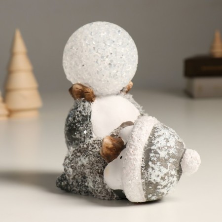Souvenir Ceramics Light "Penguin in the New Year's cap, with a large snowball" 12.6x8.3x8.6 cm-2
