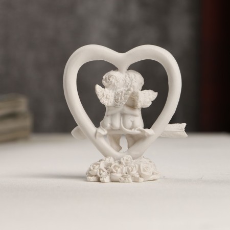 Polystone souvenir "Angels in the heart" 6x5.5x3 cm-2