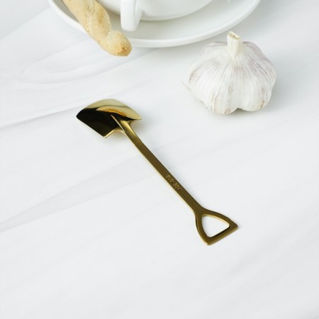A dessert spoon made of stainless steel Magistro “shovel”, length 15.5 cm, rectangular shape, gold color-4
