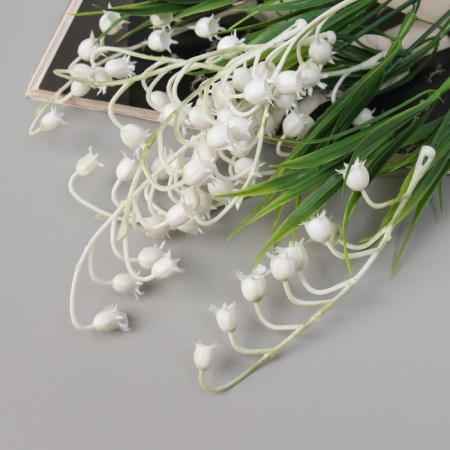 Bouquet "Landy Maisky" 29 cm, white-1