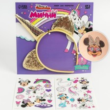 A set of children's tattoos with the rim 