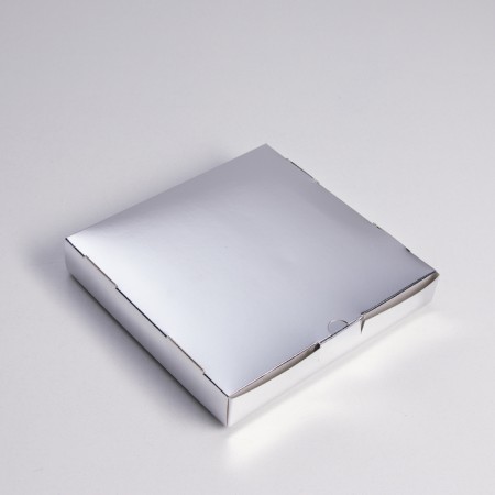 Self -charged box, with a window, silver, 19 x 19 x 3 cm-2