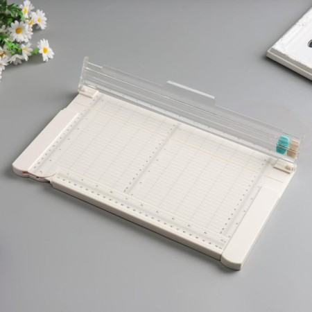 Carzac and Bigoval Paper Paper plastic board 2x21x38 cm-1