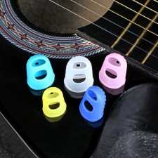 A set of mediators 5 pcs, on the fingers